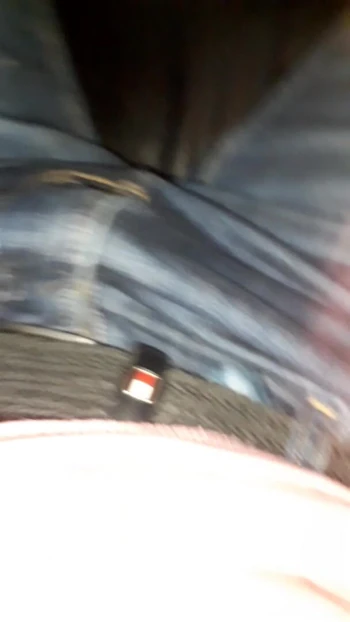 Очень сильный писсинг в моей машине.