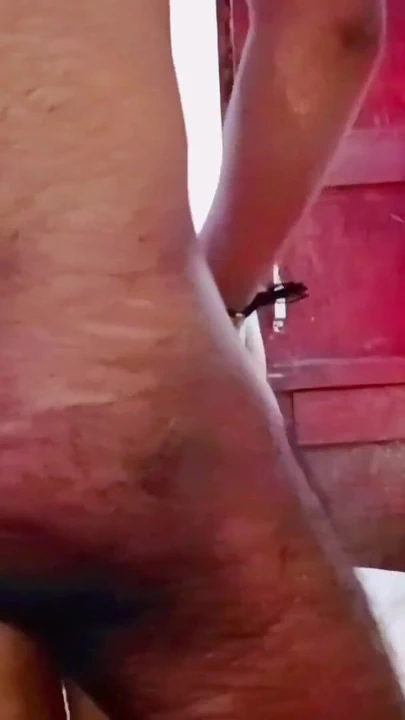 "Büyük götlü lezbiyen bir kız tarafından sıkı amından sert sikiliyor - ayakta seks"