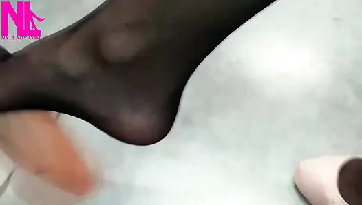 Bir mağazada Rose Bale Dairelerinde sarkma