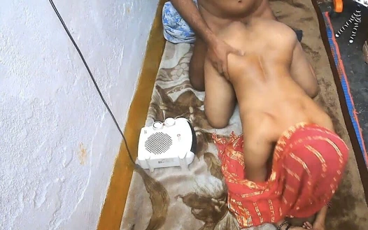 Hintli hizmetçi edepsiz seks