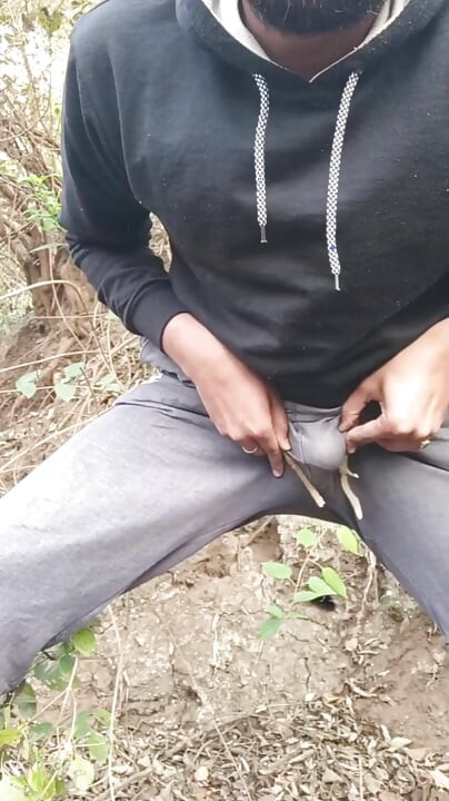 Hanky masterbate arkadaşımın senin 🫵 gibi bir talebine işiyor videosu