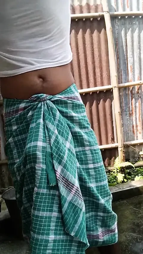 Hintli erkekler mastürbasyon