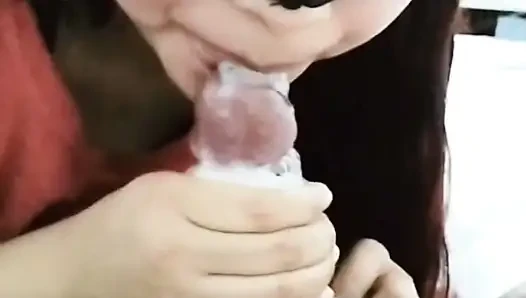 En iyi arkadaşımın kız arkadaşıyla sohbet. Lezzetli oral seks.