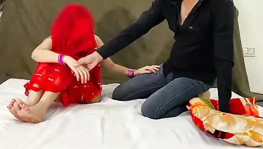 Karva choth vart par wife ne dia surprise pati ko