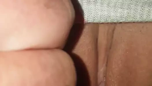 Karımdan biraz oyun alıyorum