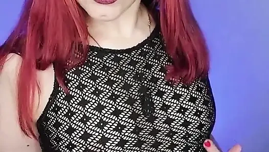 Patronum beni karısının kıyafetlerini ve oyuncaklarını kullanarak yakalıyor! Geri durma, ne gerekiyorsa yaparım!