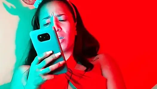 Bu hikayeyi okşayıp vajinamın içinde parmakladıkça beğenirsin