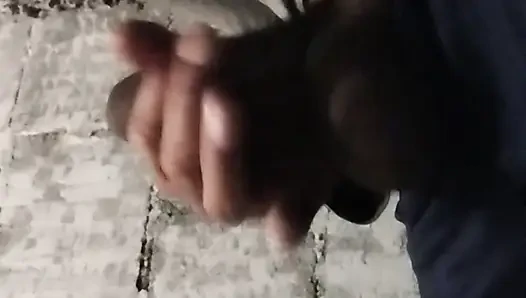 Bu üvey baba mastürbasyon yapıyor