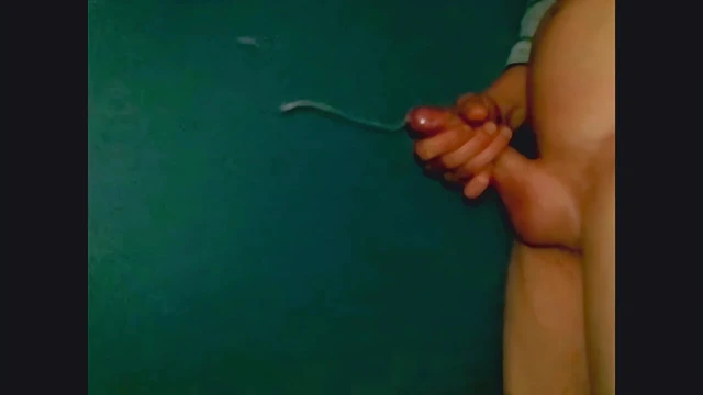 Bak nasıl boşalıyorum