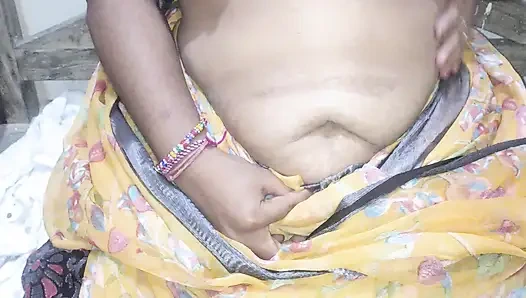 Yenge erkek arkadaşına vücudunu gösteriyor