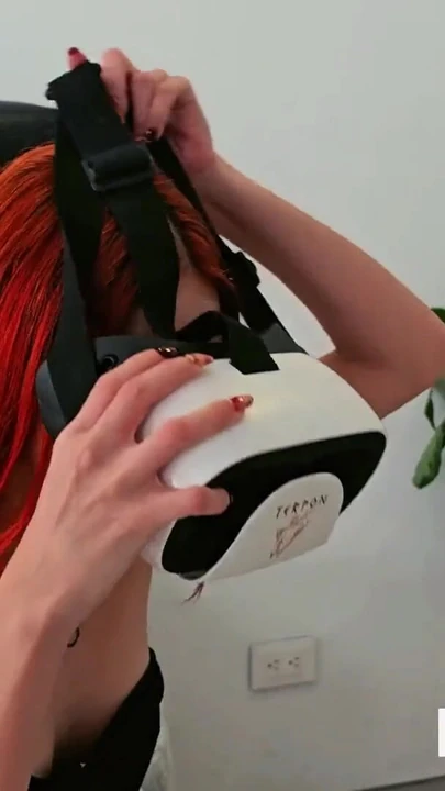 Обязательно поделюсь моментом из "Я СПОРЮ С МОИМ МУЖЕМ, И ОН ЗАСТУКАЛ МЕНЯ ЗА СЕКСОМ С ХАРАКТЕРОМ ВИРТУАЛЬНОЙ РЕАЛЬНОСТИ"