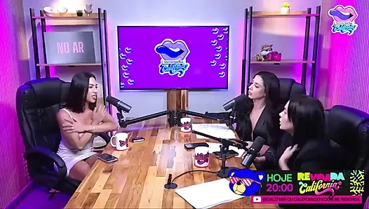 Podcast Revoada - Beatriz Miuky