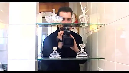 Büyük yarak Steve kıllı amcıklı banyoda üçlü sekse bayılıyor