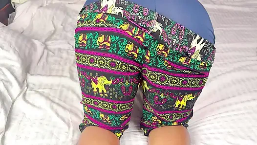 Hintli genç kız eski erkek arkadaşıyla aldatıyor