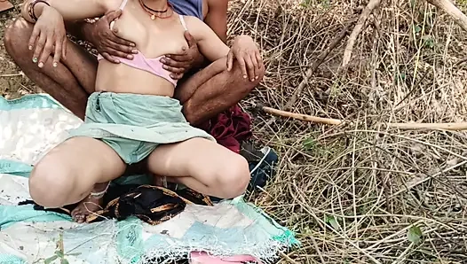 Girl friend ko khet jangal mai choda