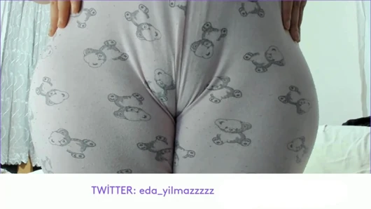 CAMEL TOE- PİJAMAYLA MASTURBASYON- TURK PORNO- TURK MILF