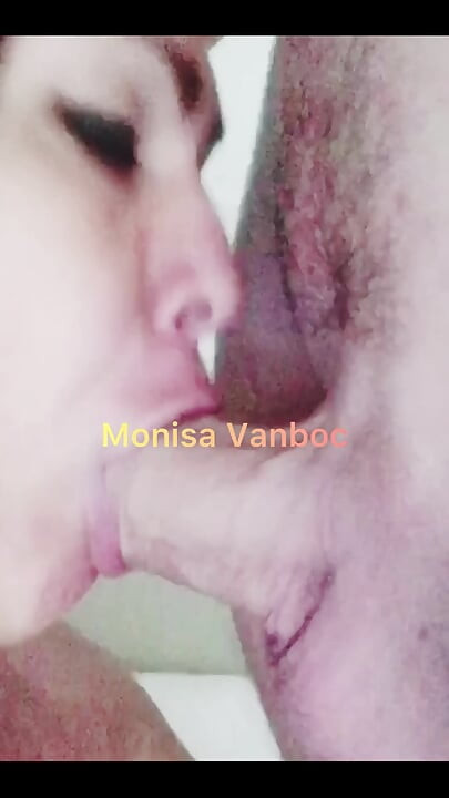Sahibe monisa ateşli götü sikiyor