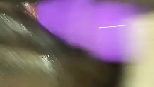 Kadın arkadaşımı boşaltıyor