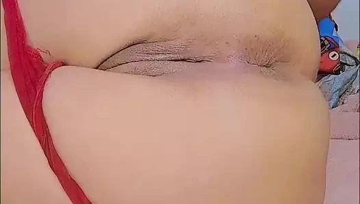 Küçük amcığıma puan veriyor