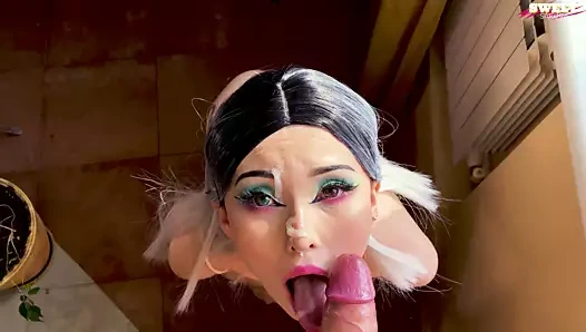 Asya bebek alır boşalmak üzerinde güzel yüz