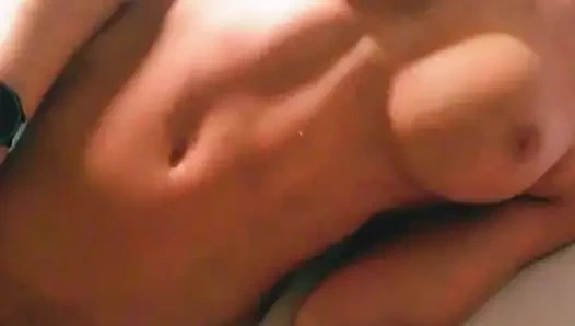 Black3469 - sıcak sarışın milf mastürbasyon ve orgazm