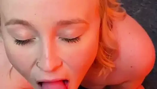 Sarışın yarak emici