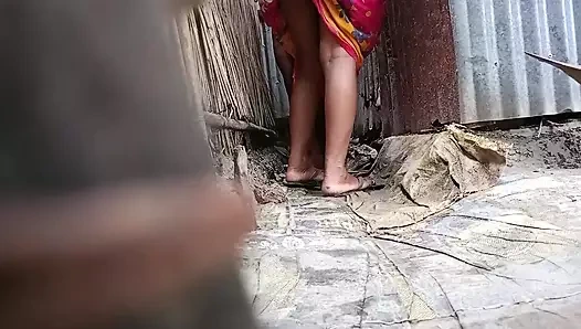 Karım ve ben odanın köşesinde seks yapıyorduk