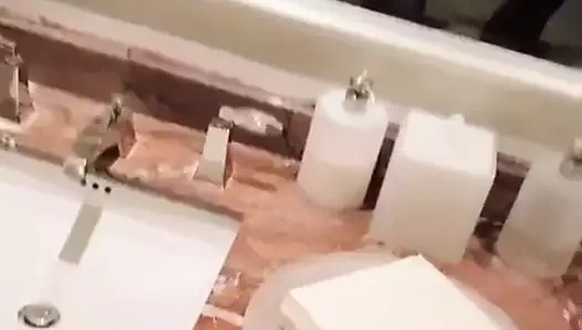 Azerbaycan kaltak seksi naylon ayaklar