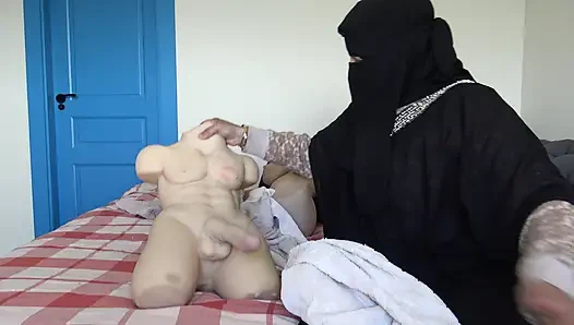 Amerika'da gerçek Müslüman kadın cinsel eğitim veriyor