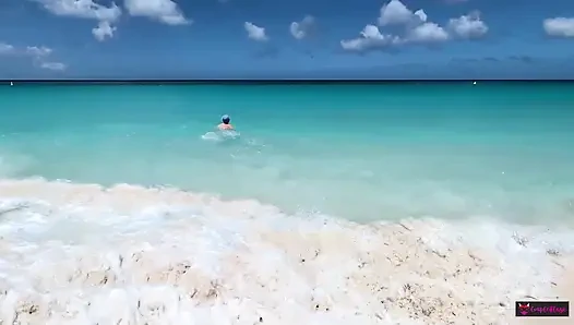 Sahilde riskli sikiş!