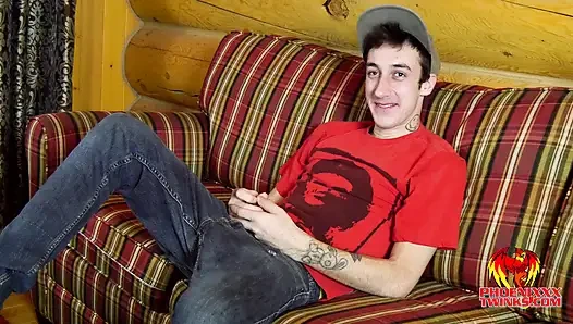 Jimmy arkadaşını ya da düşmanını sikmeyi tercih eder mi