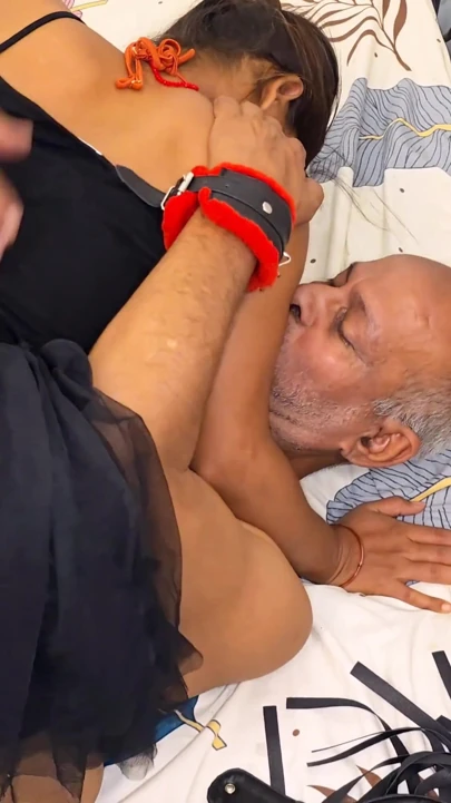 Asiatisk indisk stedfar gammel mand hardcore-fuck sensationel sex fuld nydelse-video | klip 1