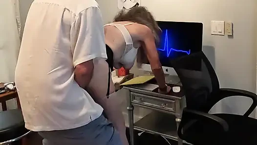 Amelie r. moreau md yüzleri