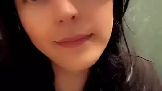 şimdi klitorisimi oyna lütfen