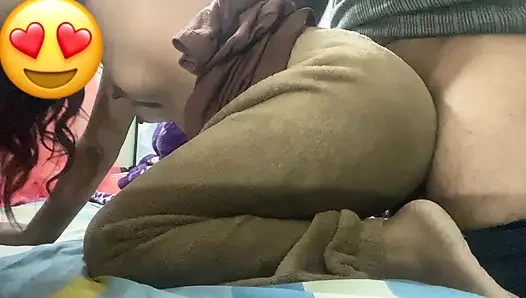 Küçük memeli kızlar sikişiyor videosu