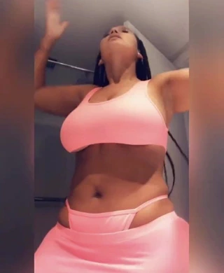 Şu anda gerçekten birini istiyorum