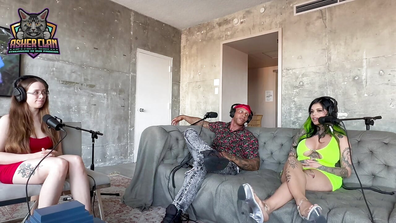 Xwifekaren ve Jackie Hoff ile Milfcandy Podcast, orta yaşlı seksi kadınlar ve Trucifer Podcast Asherclantv