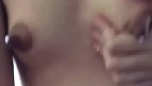 Becerdin emziren anne!