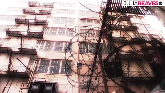 Azgın bayan sevgilisine vücudunun en iyilerini gösteriyor