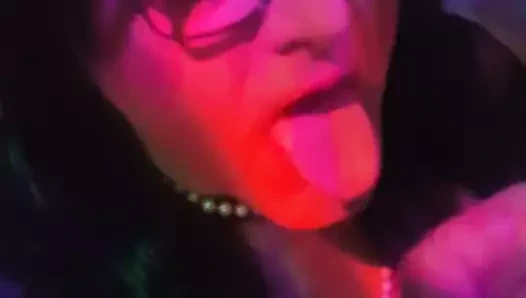 Date im Geheimversteck diskret auf dem Lande