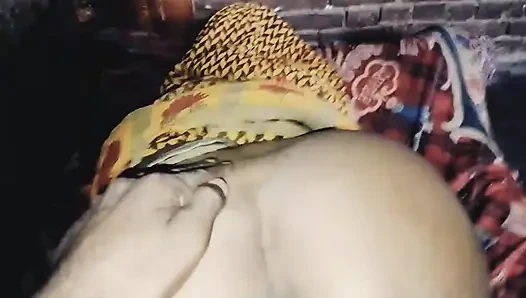 The neighbor's wife came to enjoy the penis because she did not like her husband.