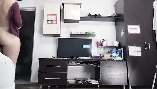 Amateur Wife Has Fun Trying on Clothes and Cutting Them