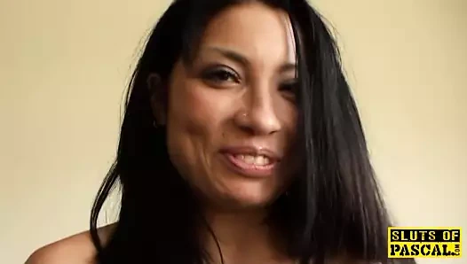 minyon Birleşik Krallık bebeğim oynuyor kendini için lütfen dom