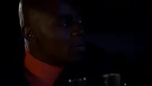 Mutant yarakla iç çamaşırlı şehvetli gözleri bağlı piliç sonra sikiliyor