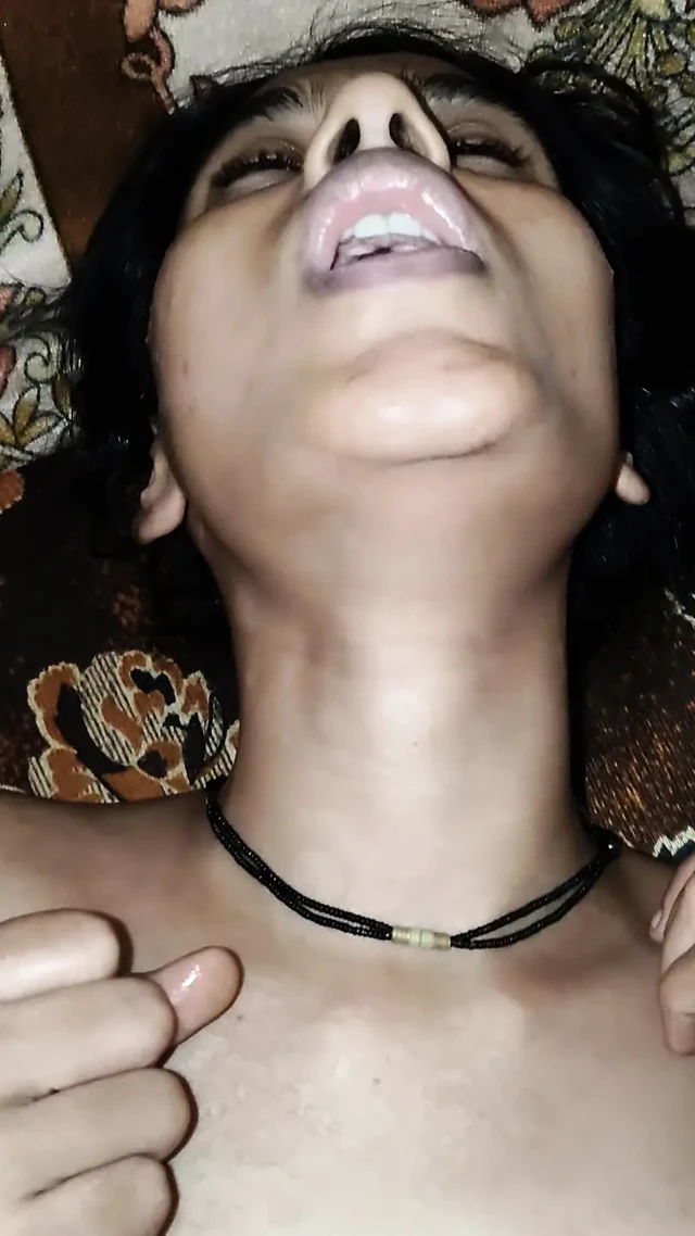 Hintli kadın ilk kez