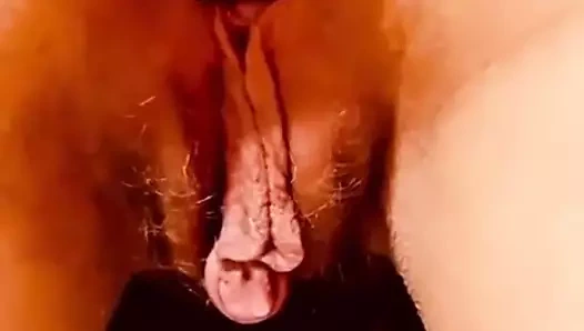 Kötü davranışlı bir kız için iyi bir ceza