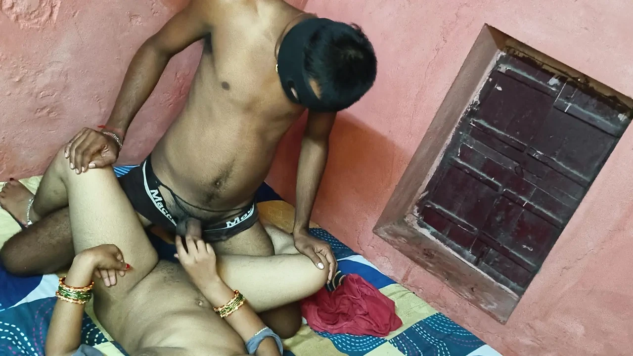 Jija g ne sali ko bedroom me bulakar khub chudai kri bahut maja aaya