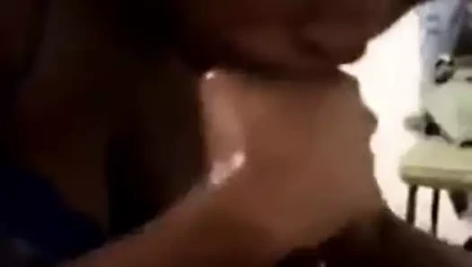 Yeni bir şey denemek istedi