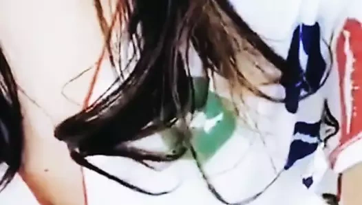 Genç Arap kız sıcak dans