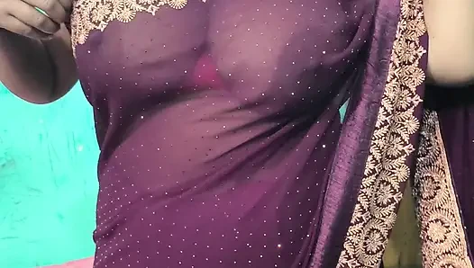 Hot Desi Look in Saree Come Feel the Charm